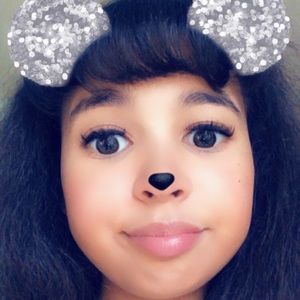 Meet your Posher, Rocio